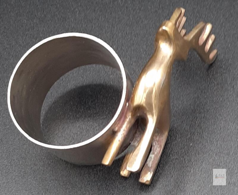 Vintage Brass Deer Napkin Ring &ndash; 2.75" x 2"
