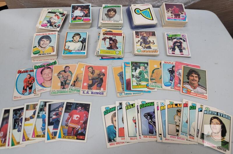 1971 - 1984 O Pee Chee NHL Hockey Trading Card Singles , 300+ Trading Cards
