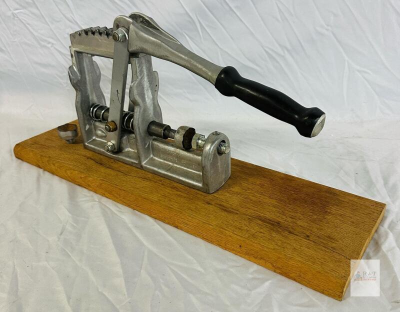 G. Gardner MOD-03 Manual Fence Wire Stretcher Sarcoxie MO Heavy-Duty Rack Lever Tool