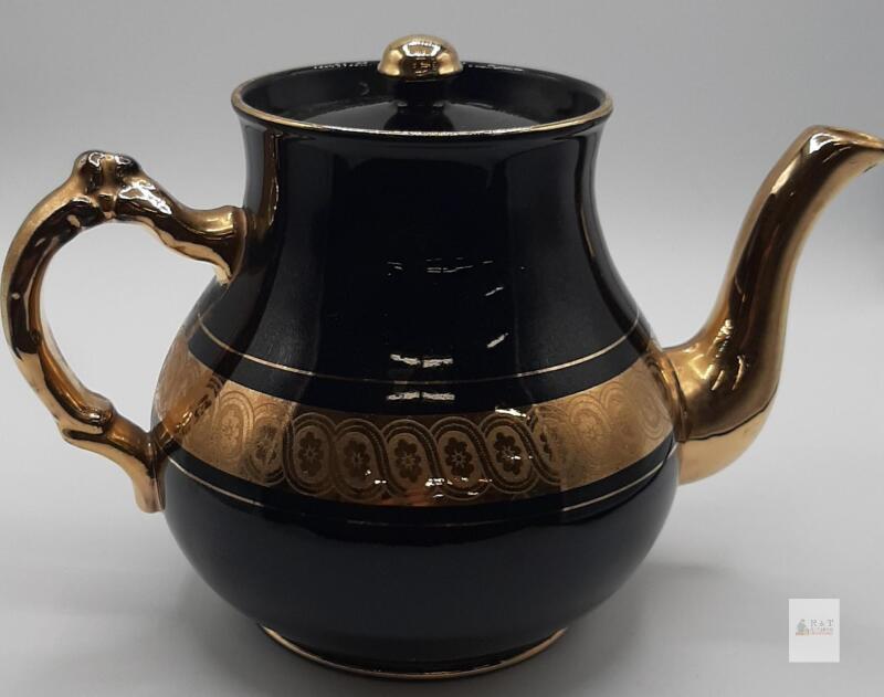 Gibson & Sons Davenport Sevres Cobalt Blue & Gilt Ceramic Teapot, Ornate Handle, c.1900-1920 -see photos for desc