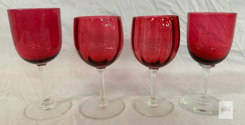 Set of 4 Vintage 1970s French Red Bowl Wine Glasses,6 oz Capacity
