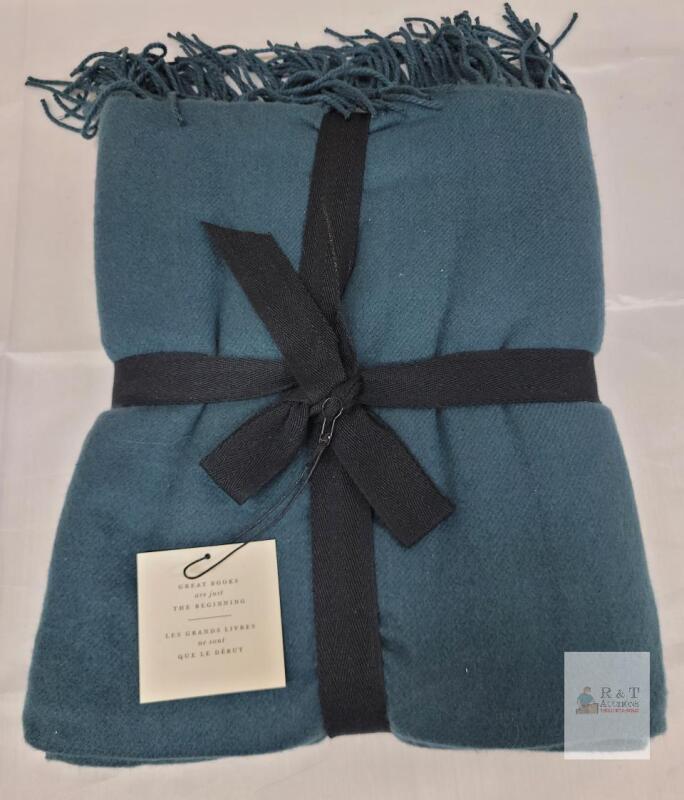 New - Indigo Super Soft Throw Blanket , Orion Blue