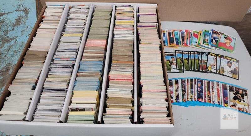 MLB Baseball & NHL Hockey Trading Card Singles , 2500+ Trading Cards . Various Years & Players