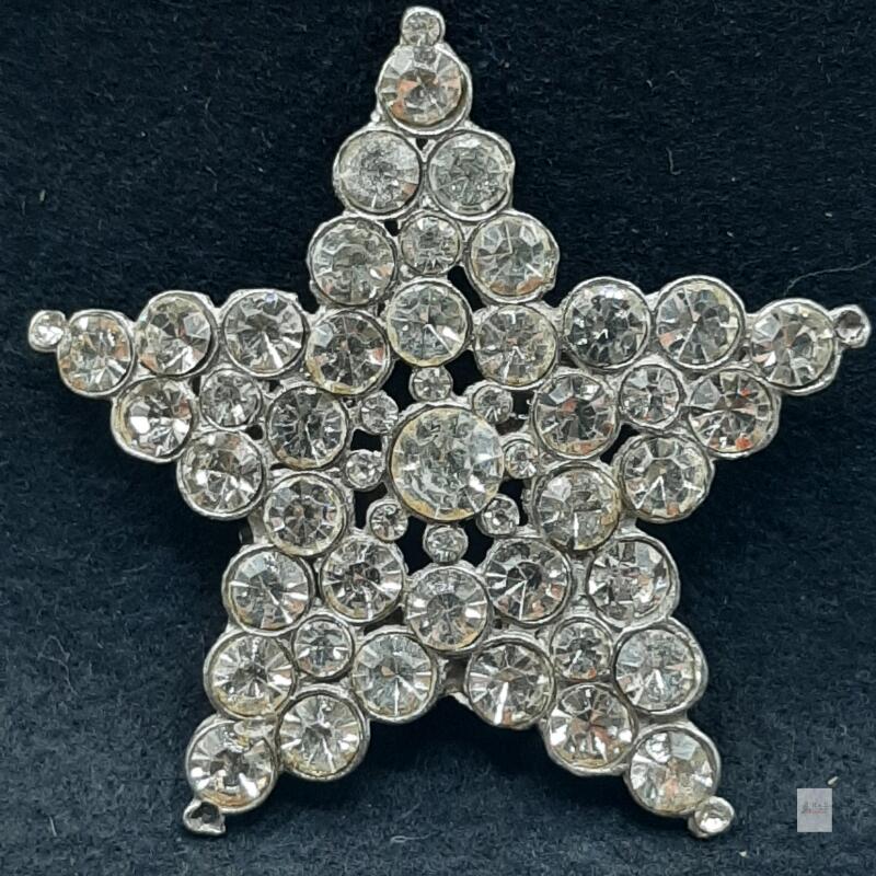 Star Rhinestone Brooch Pin, Silvertone Metal, 2.25 Inch, Clear Glass Stones, Vintage Costume Jewelry