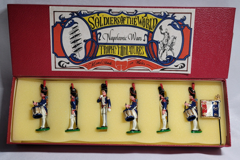 Trophy Miniatures ' 8th Regiment Eagle & Standard ' Toy Soldier Lead Miniatures