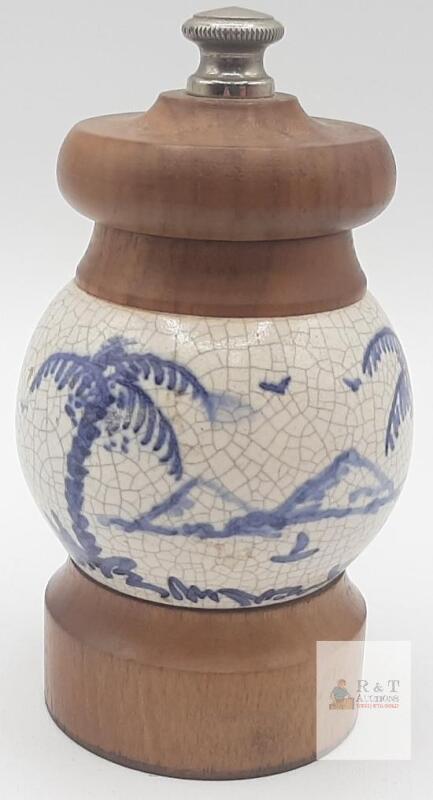 Vintage PARK GREEN & CO. LTD Pepper Mill with Hand-Painted Blue Palm Design