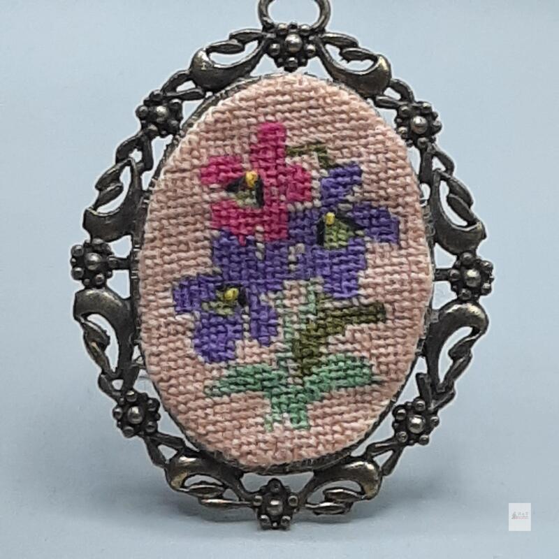 Vintage Floral Needlepoint Brooch Pin with Fold-Out Stand, Filigree Frame, Oval