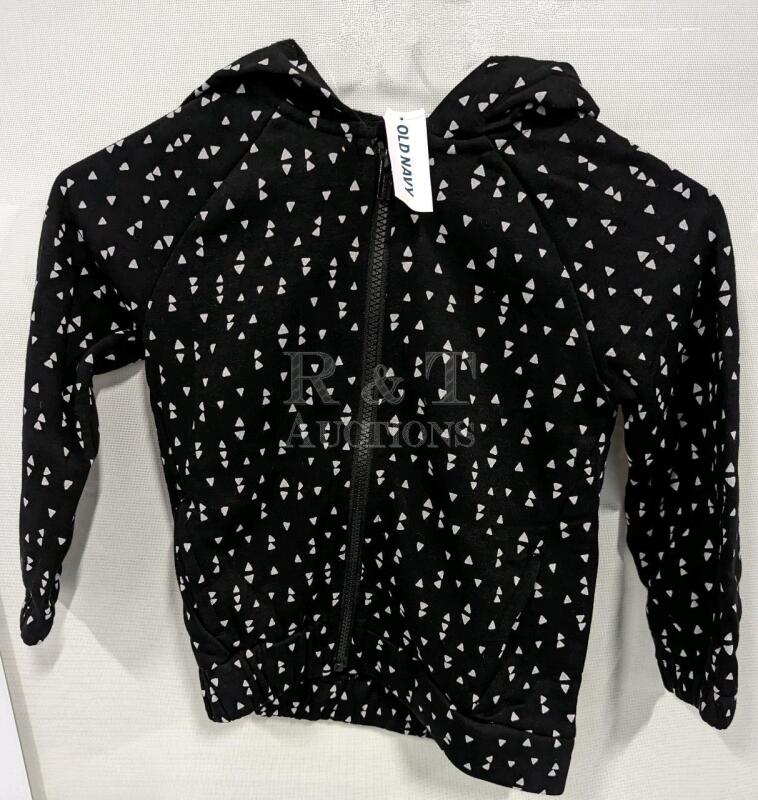 New Old Navy Kids Hoodie size 4t