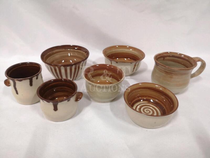 7 Pottery Dishes - Swirl Design