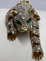 Vintage Articulated Bedazzled Rhinestone Statement Cat brooch