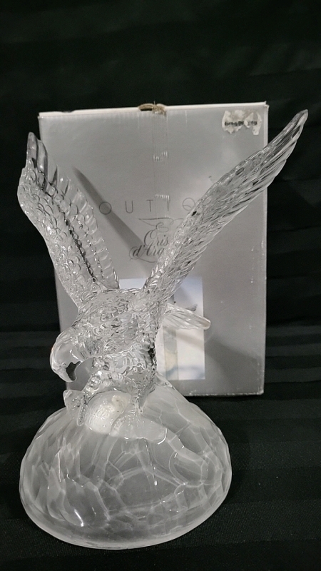 Boutique Cristal d'Arques Eagle Figure - Lead Crystal