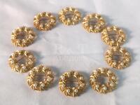 10 Vintage Wreath Brooches - Avon