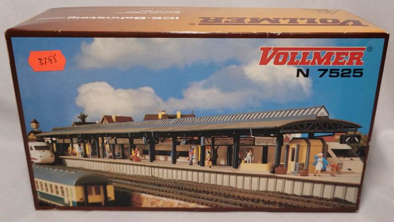 Vollmer N Gauge Train Station Platform Toy Train Model , Model # 7525 . NOS