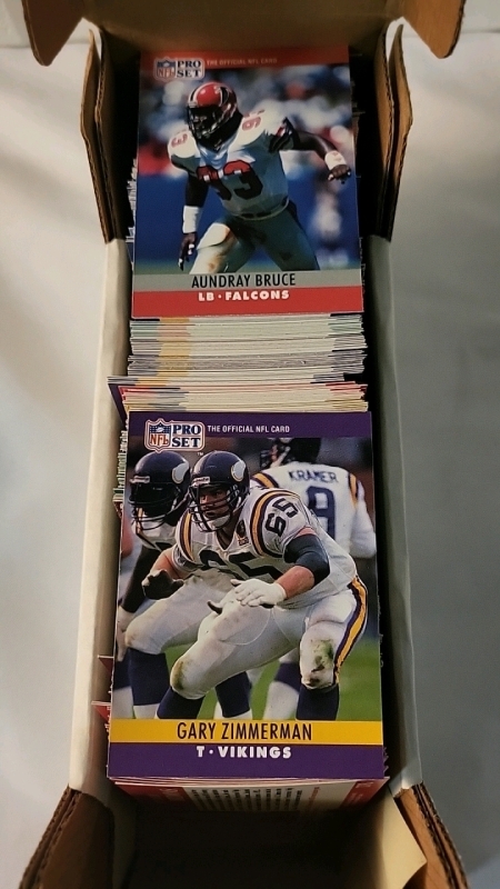 400+ 1990 Pro Set NFL Football Cards