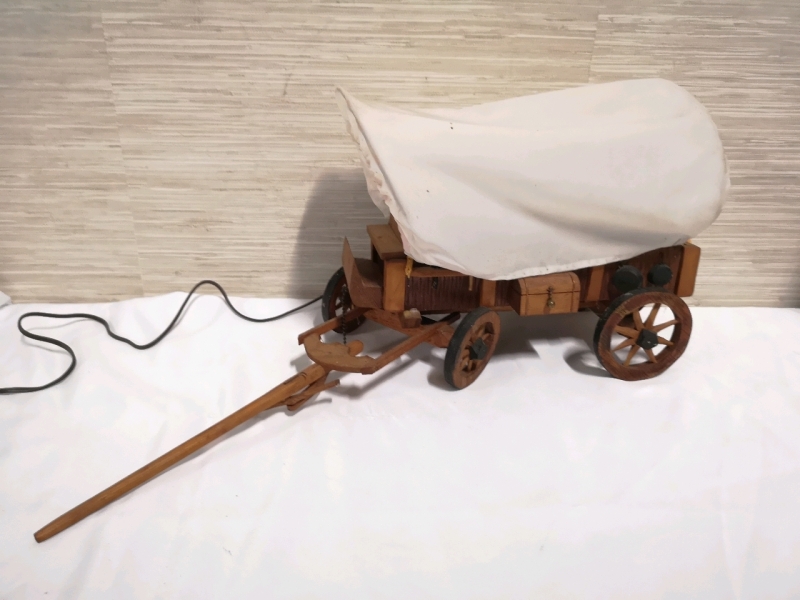 Vintage Wooden Horse Pull Wagon Light - Working