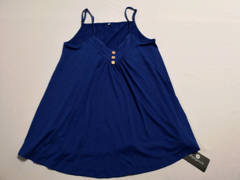 New Women's tank Top sz Small by Zojuyozio