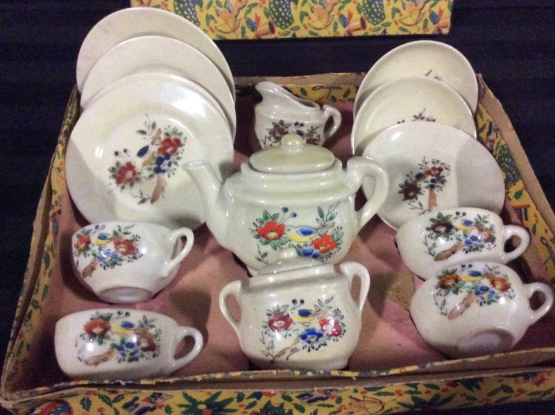 Vintage Child&rsquo;s Ceramic Tea Set In Original Box Japan
