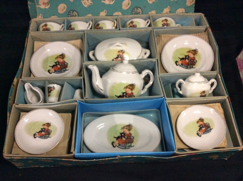 Vintage Child&rsquo;s Ceramic Tea Set Child in Rocking Chair Incomplete
