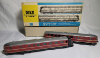 PIKO HO Gauge SVT 137 Two-Piece Express Railcar Toy Train in Original Box