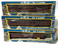 3 Vintage AHM HO Scale Model Pennsylvania Rail Road Train Cars: Pullman Car #6270, Observation Car #6271, Diner Car #6273.