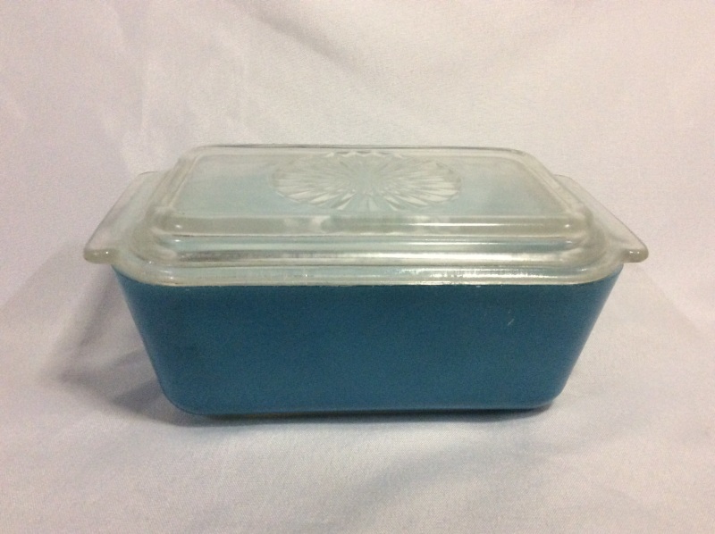 Vintage Turquoise Pyrex 502 Fridge Dish with Lid