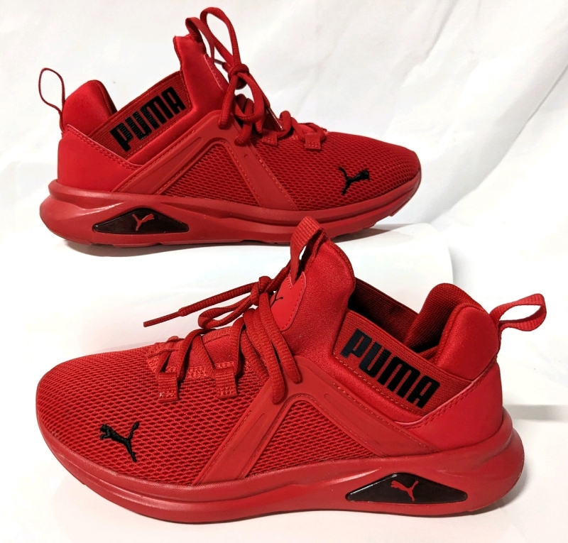 New PUMA Men's Enzo 2 Sneakers (Size 7.5)