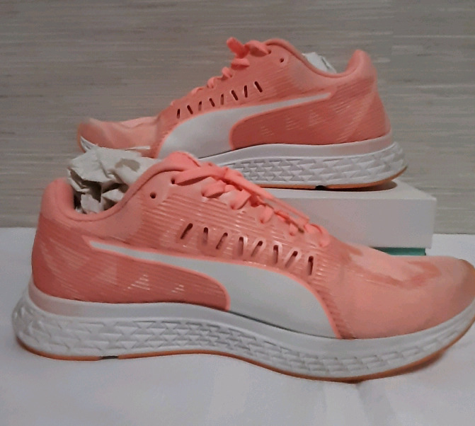 PUMA Ladies Deviate Nitro Size 7.5 CAN 38 EUR