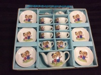 Vintage Child&rsquo;s Ceramic Tea Set 17 Pieces Japan