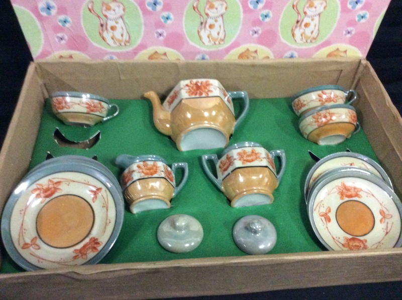 Vintage Child&rsquo;s Ceramic Tea Set Floral Lustre Incomplete