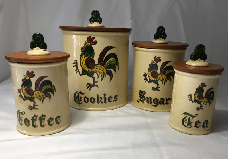 MCM Metlox Poppytrail Rooster Canister Set