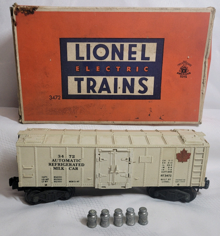 Lionel Trains Operating Automatic Refrigerator Milk Car w/Milk Cans & Original Box