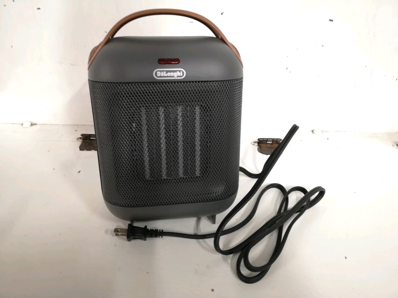 Delonghi Ceramic Capsule Heater - HFX30C15 Working