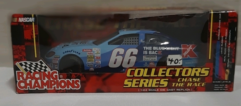 Racing Champions Chase the Race Diecast #66 Ford Taurus Kmart Blue Light Special 1:24 Scale