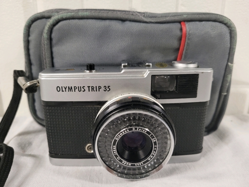 Vintage Olympus Trip 35 Film Camera