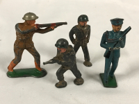 Lot of 4 Vintage Barclays Lead Soldiers