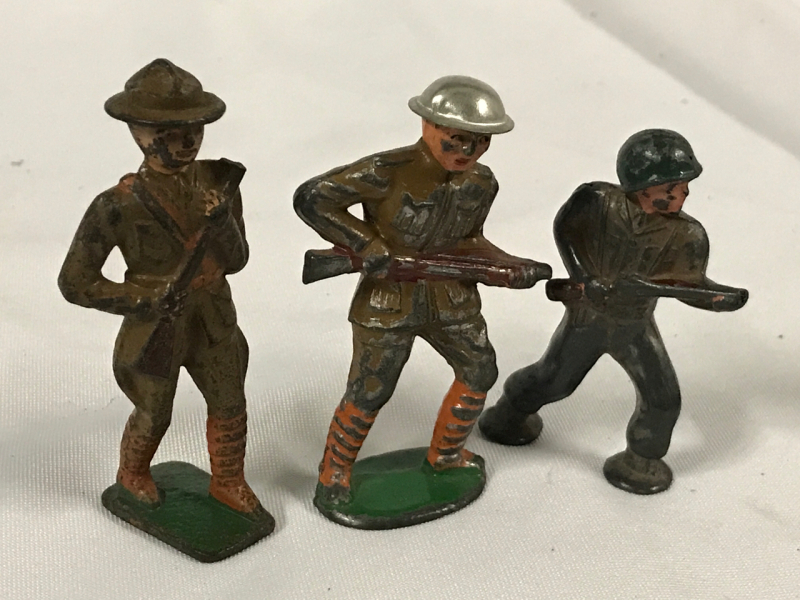 Lot of 3 Barclays Lead Soldiers Riflemen