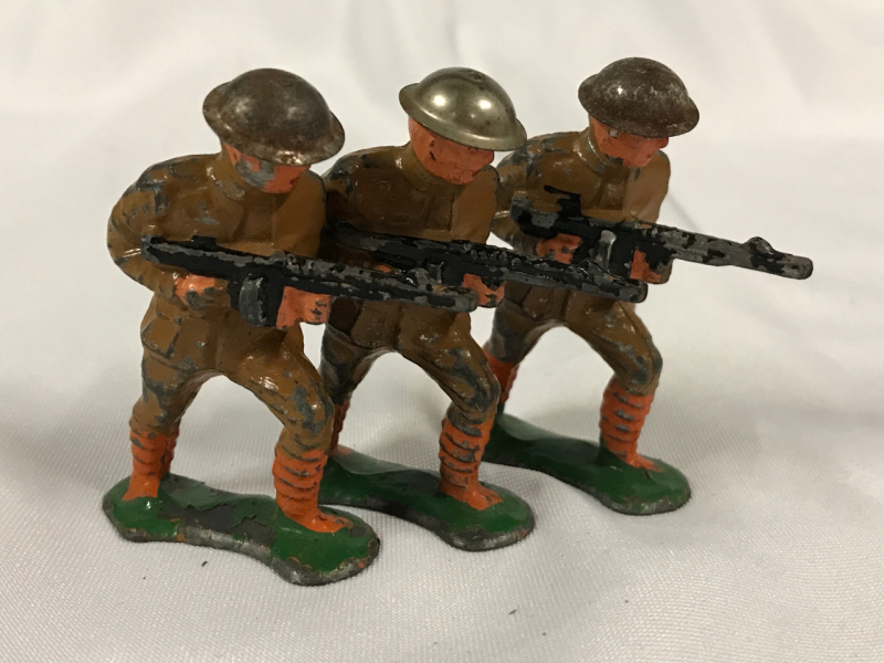 3 Vintage Barclays Tommy Machinegun Lead Soldiers