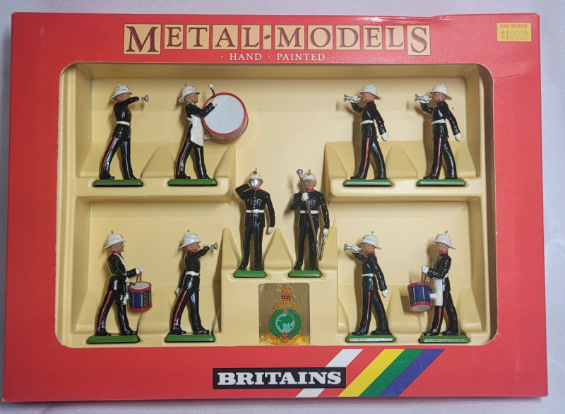 Britains ' Royal Marine Drums & Bugles , 10pc Set ' Lead Miniatures