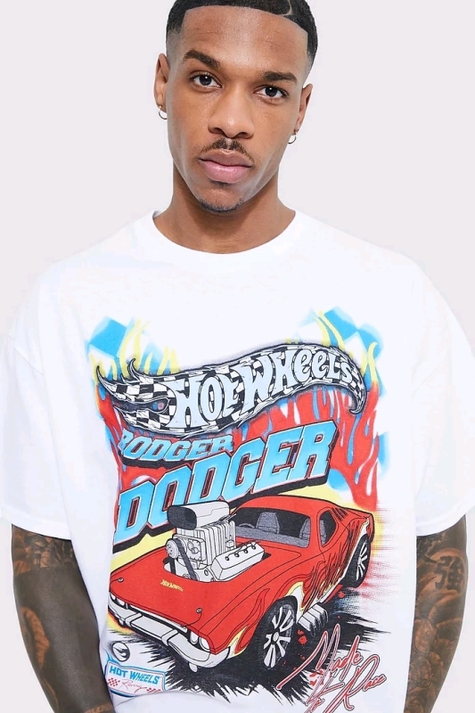 New BooHooMan Oversized Hot Wheels License T-Shirt (Size Medium)