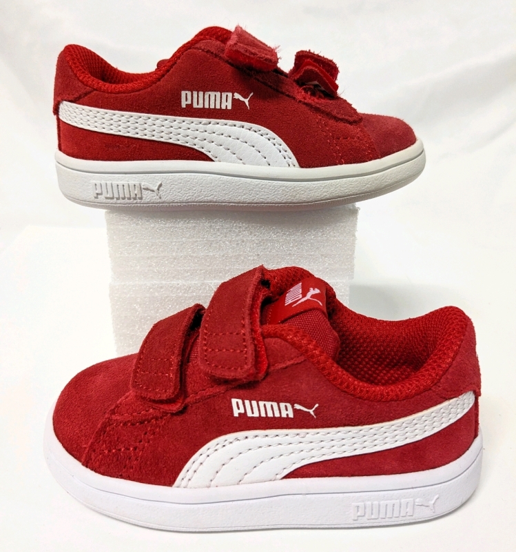 PUMA Kids Smash V2 Infinity Sneakers (Size 5C)