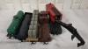 5 Vintage HO Scale Model Train Cars - 9