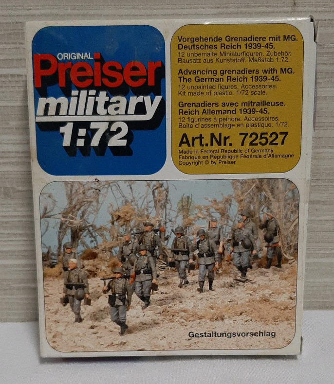 Vintage Preiser Military Miniatures 1:72 Scale, Advancing Grenadiers with the German Reich.