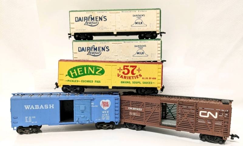 5 HO Scale Model Train Cars: Heinz, CN Railroad, Wabash & Dairymen's League