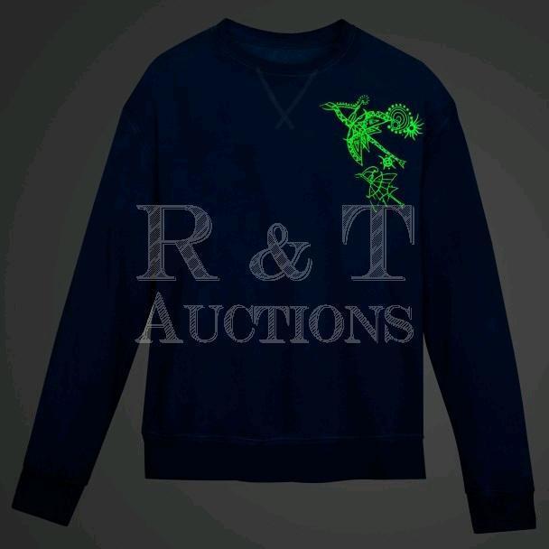 New DISNEY Avatar: World of Pandora XXL Glow in the Dark Crew Sweatshirt.