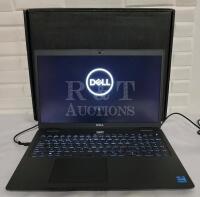 New DELL Latitude 3520 15.6" Intel i7 Win 11 Pro Laptop.