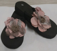 New Flowery Flip Flops. Size 6 CAN 36 EUR