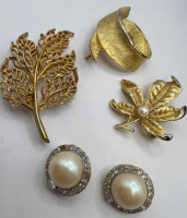 Vintage signed Coro NINA RICCI Gerry’s Brooches Earrings