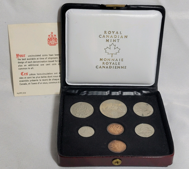 1975 Canadian Uncirculated Double Penny Coin Set in Case