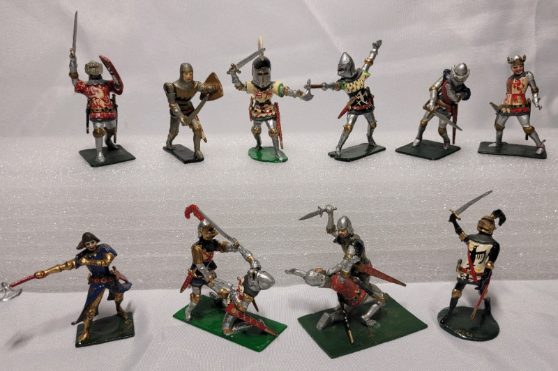 Armored Knights in Combat Toy Soldier Lead Miniatures , Ten (10) Miniatures