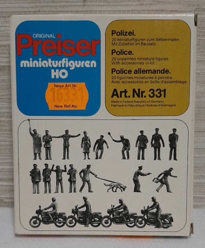 Vintage Preiser Police (20) HO Scale